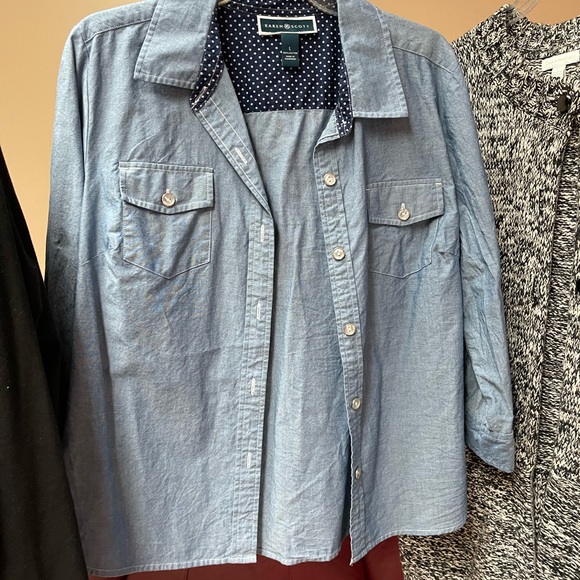 Womens Size Large Lot - Picture 7 of 9